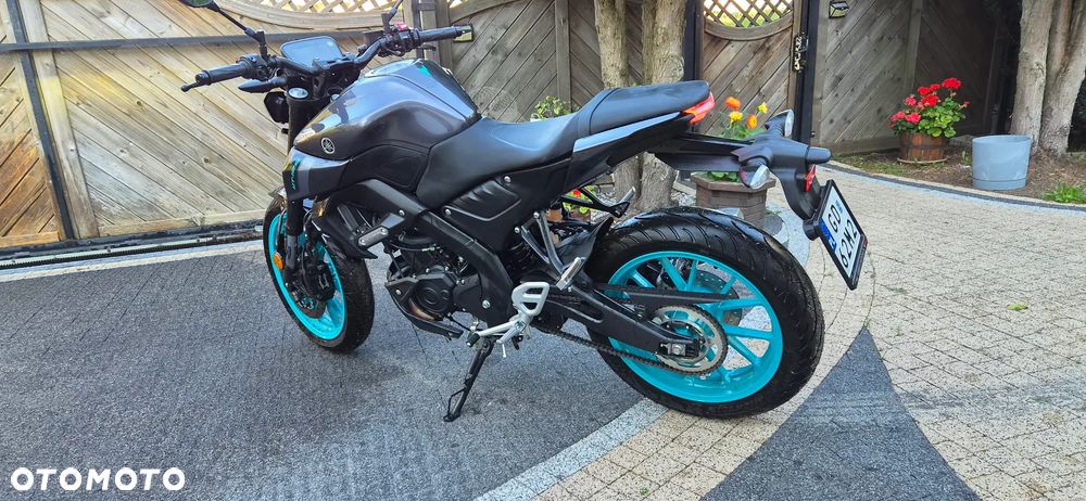 Yamaha MT - 7