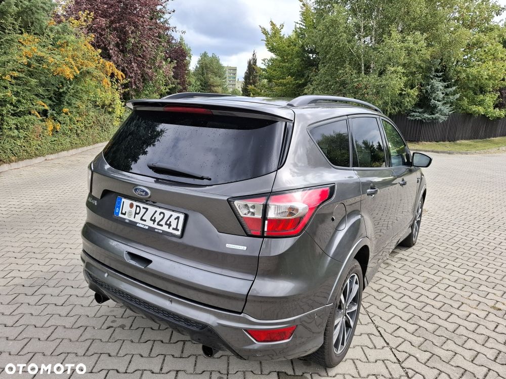 Ford Kuga - 3