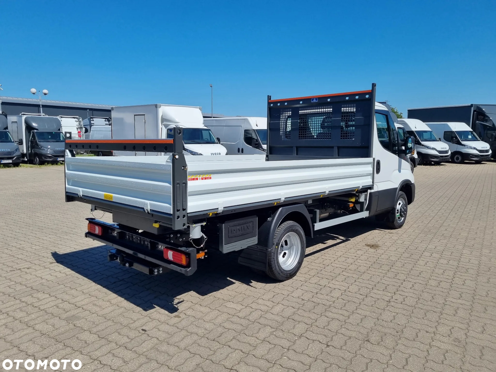 Iveco WYROTKA 3 STRONNA OD RĘKI !!! - 17