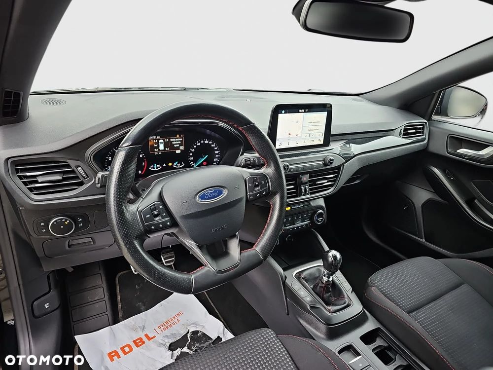 Ford Focus SW ver-1-0-ecoboost-start--stopp--system-st--line - 11