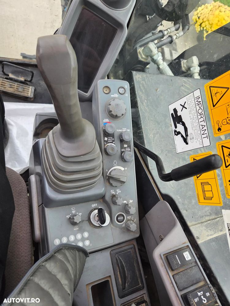 Hitachi ZX85, 2021, 4.088h, CUPLA RAPIDA+3 CUPE NOI, Senile CAUCIUC 90% ok, Inst hidr de picon pe bratele de excavare, A doua inst hidr pe bratele de excavare, Ad sapare 5m, ridica 4,5t, camera spate, 8.650kg, leasing 4 ani-6.500lei/luna, PROMOTIE 56.900 EUR - 26