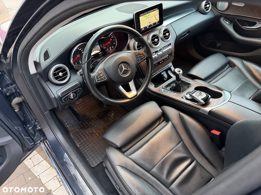 Mercedes-Benz Klasa C 200 Avantgarde - 19
