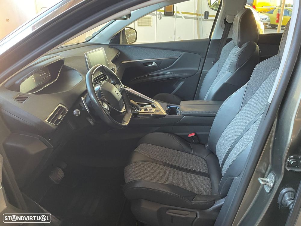 Peugeot 5008 BlueHDI 120 EAT6 Allure - 9