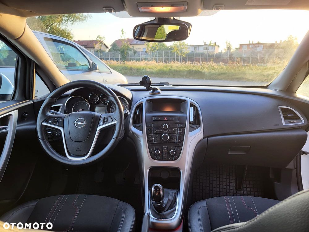 Opel Astra - 11