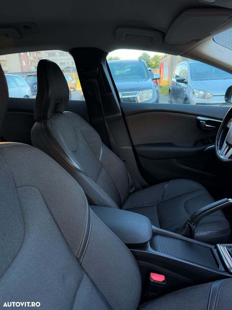 Volvo V40 - 10