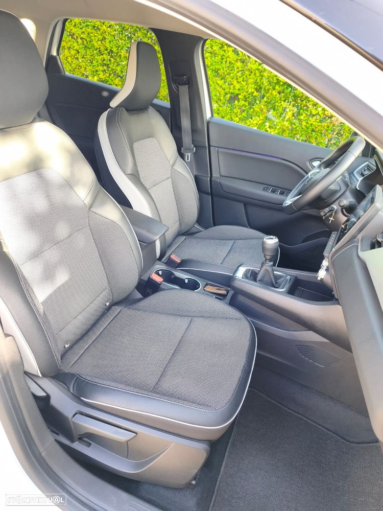 Renault Captur 1.0 TCe Techno Bi-Fuel - 7