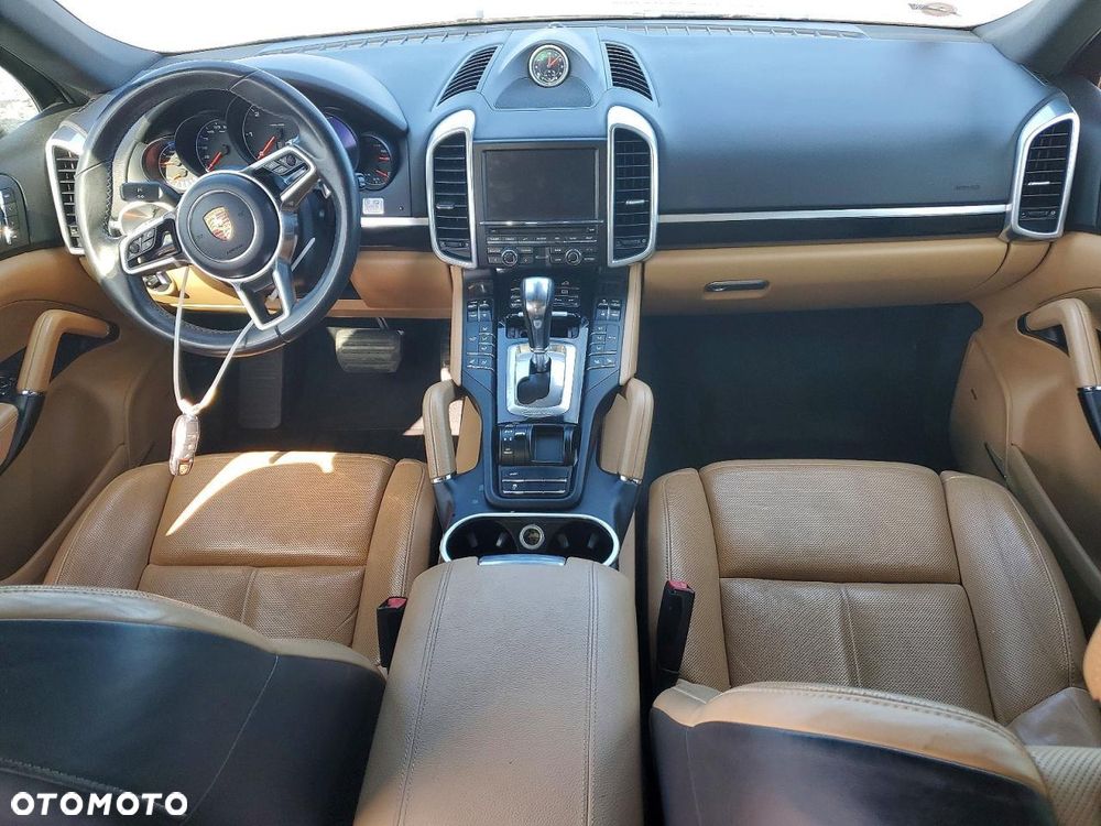 Porsche Cayenne Diesel - 9