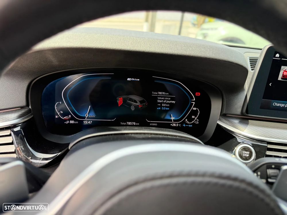 BMW 530 e Pack Desportivo M - 16