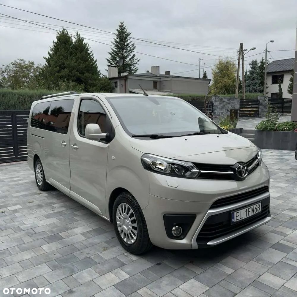 Toyota ProAce Kombi 2.0 D-4D Long 2,8t - 1