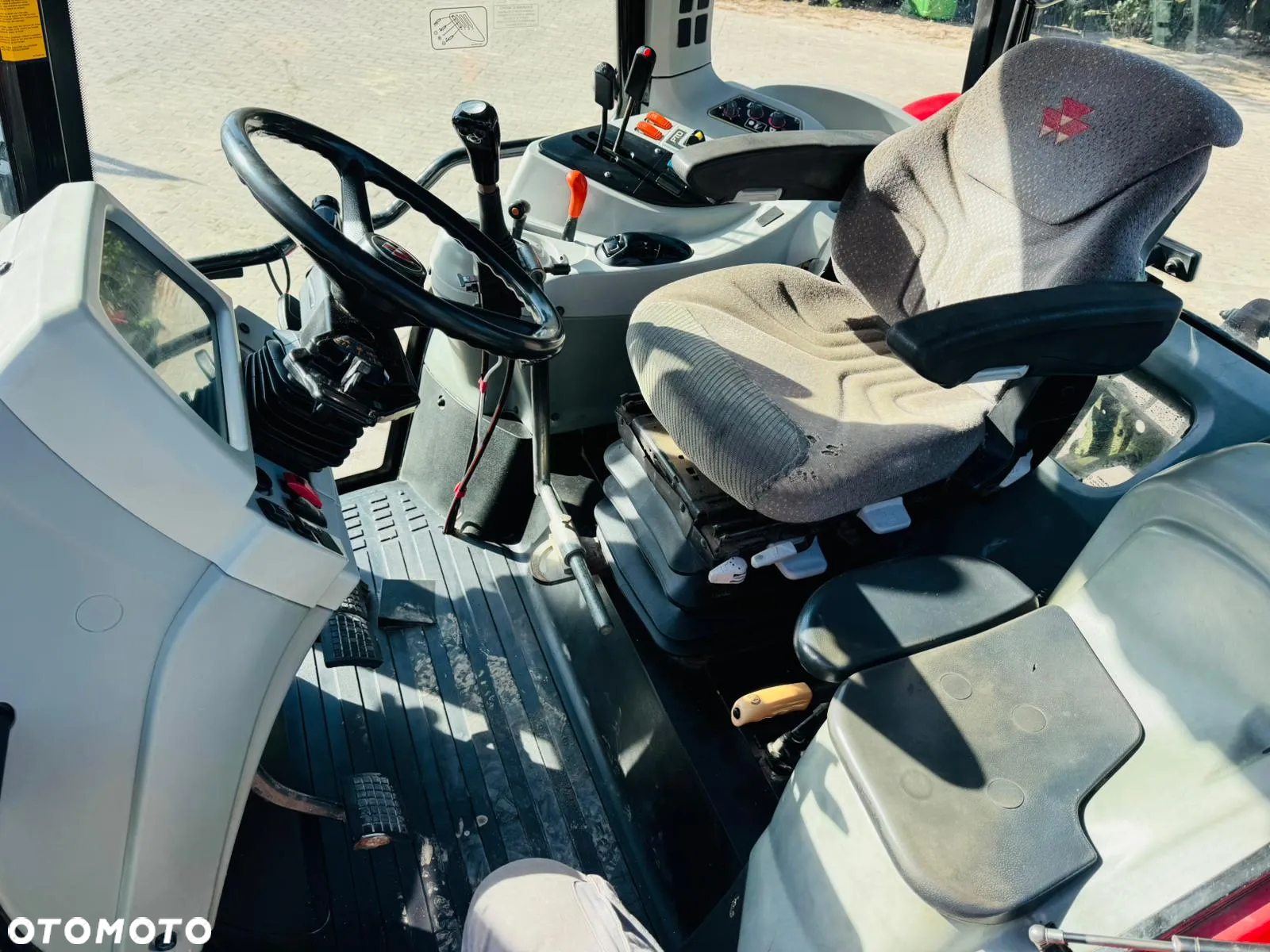 Massey Ferguson 6490 Dyna 6 - 15