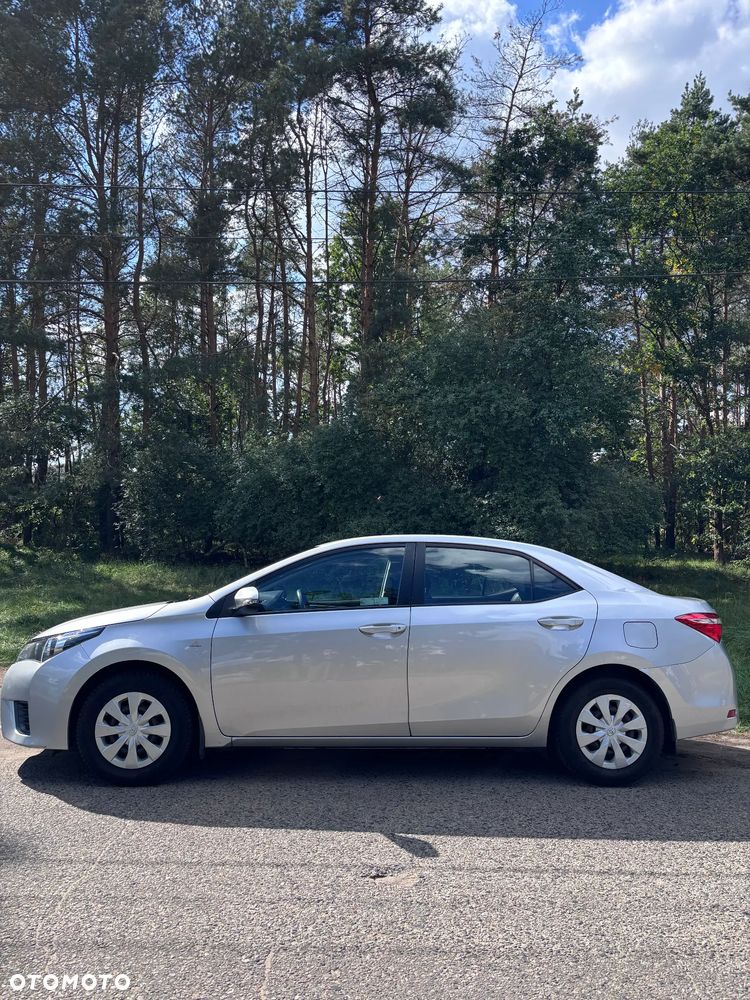 Toyota Corolla 2015 photo 2