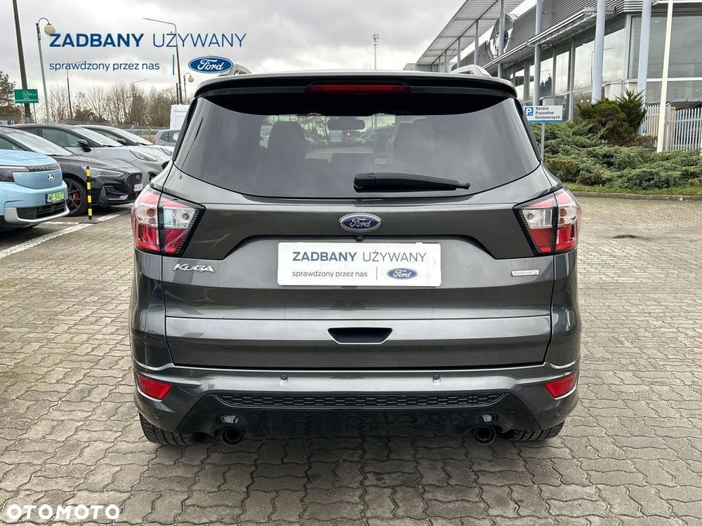 Ford Kuga - 12