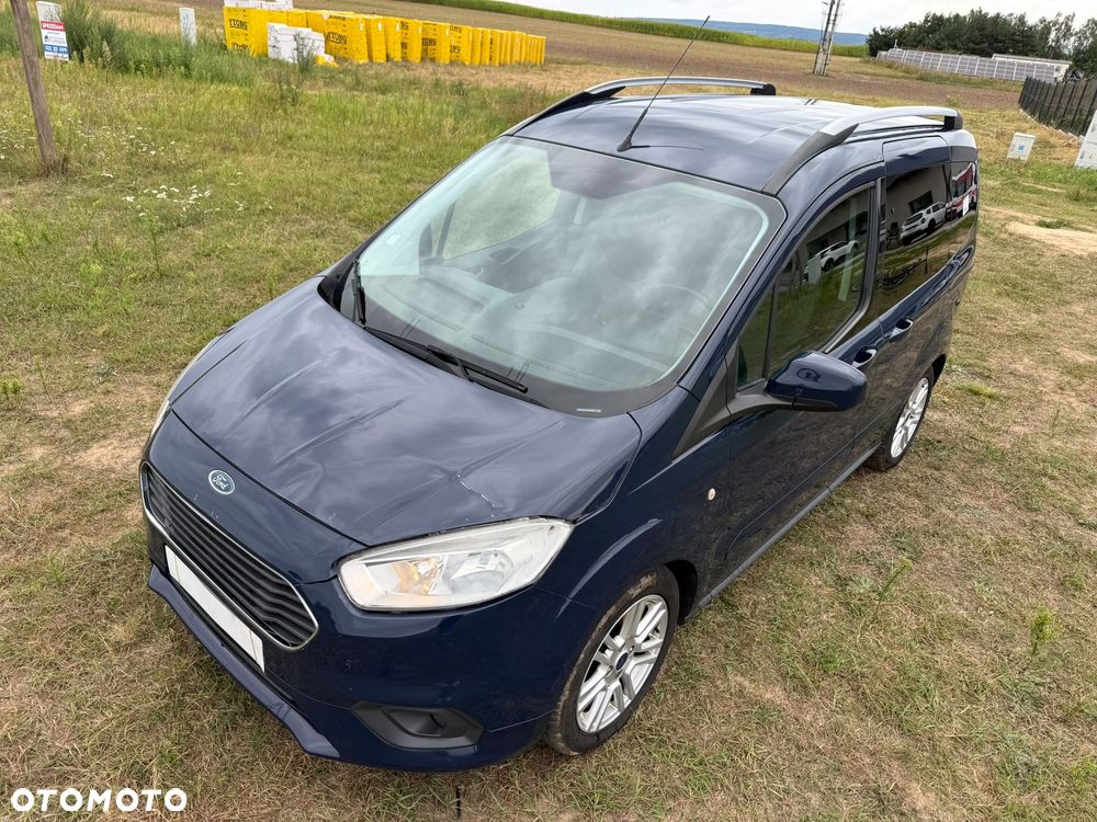 Ford Tourneo Courier 1.0 EcoBoost S&S Ambiente - 29