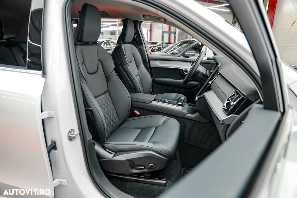 Volvo XC 90 B5 B AWD Plus Bright - 12