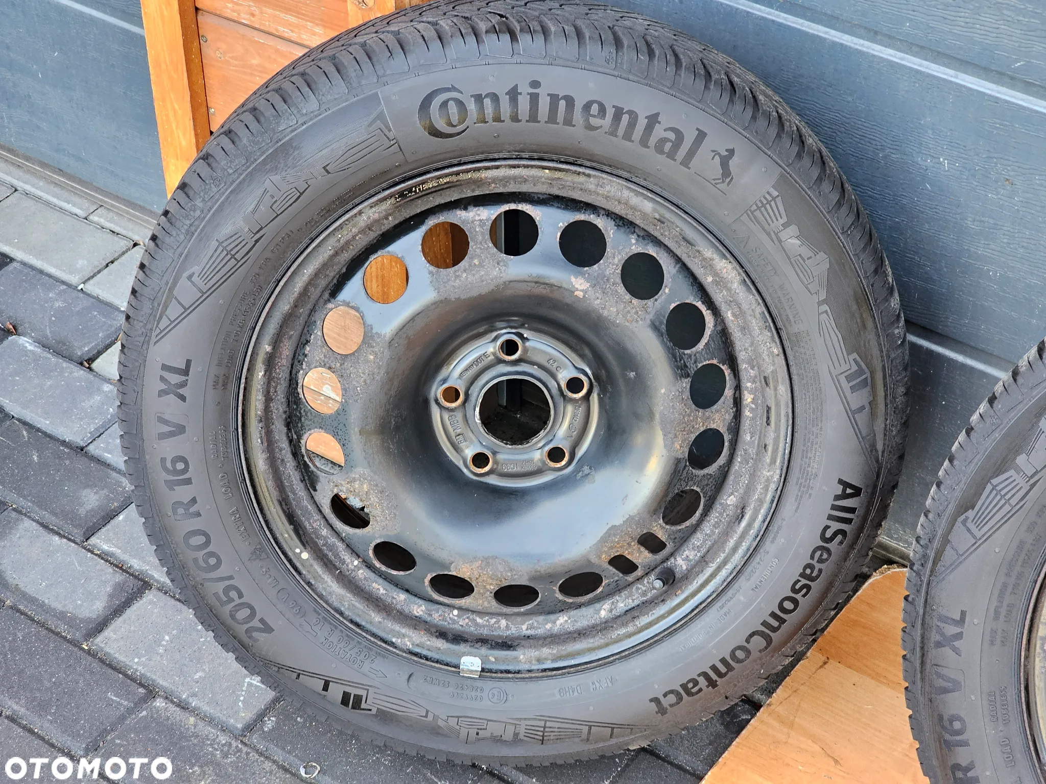 KOŁA FELGI STALOWE OPONY WIELOSEZONOWE 205/60 R 16 OPEL ASTRA J K MOKKA 5x105 ET39 - 5