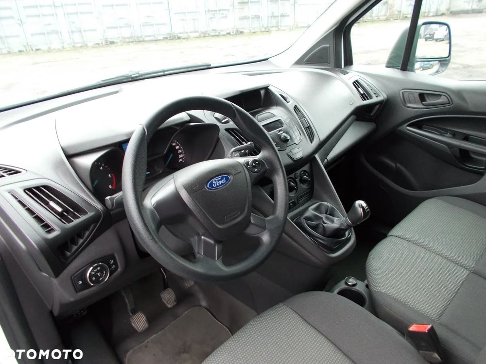 Ford Transit Connect - 19