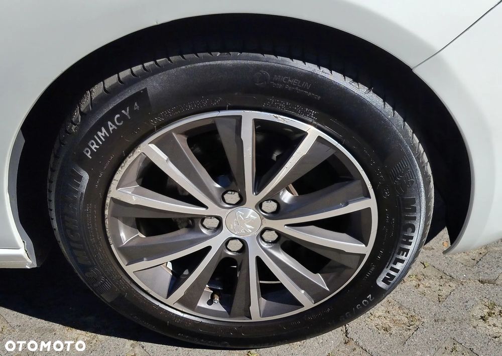 Peugeot 308 BlueHDi FAP 120 Stop & Start Allure - 8