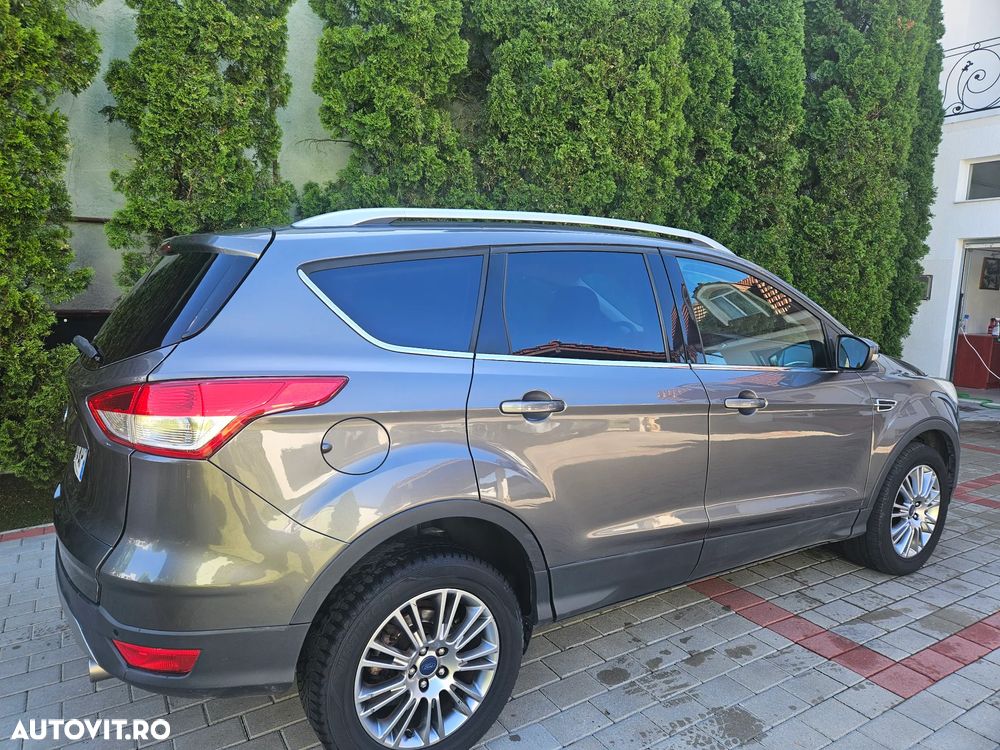 Ford Kuga - 2