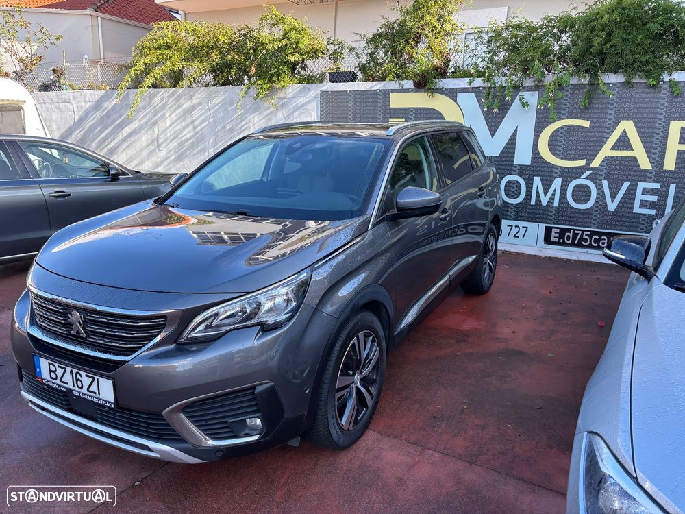 Peugeot 5008 - 1
