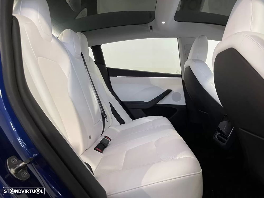 Tesla Model 3 RWD - 20