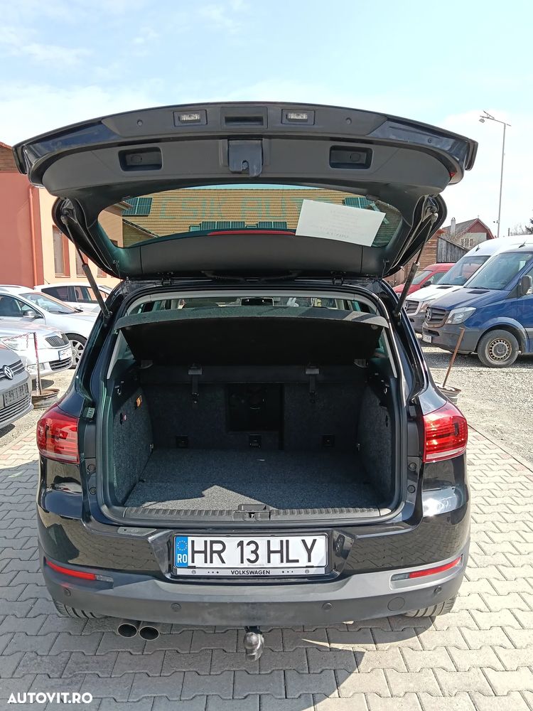 Volkswagen Tiguan - 10