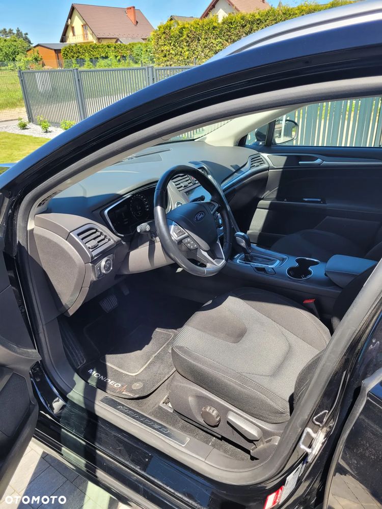 Ford Mondeo - 8