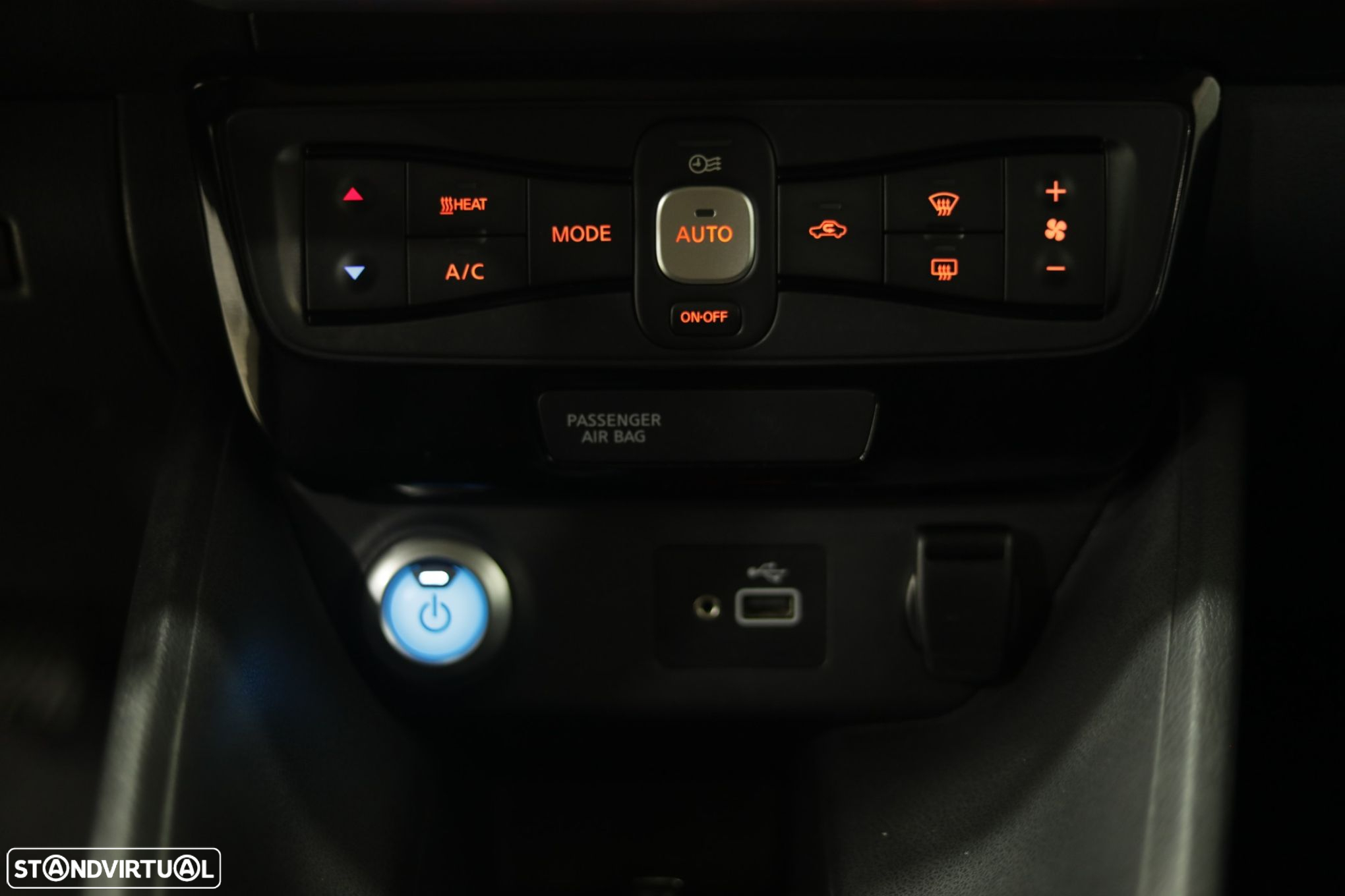 Nissan Leaf N-Connecta - 14