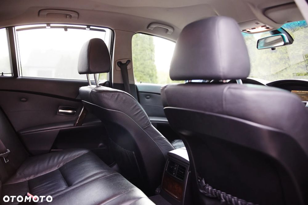 BMW Seria 5 - 25