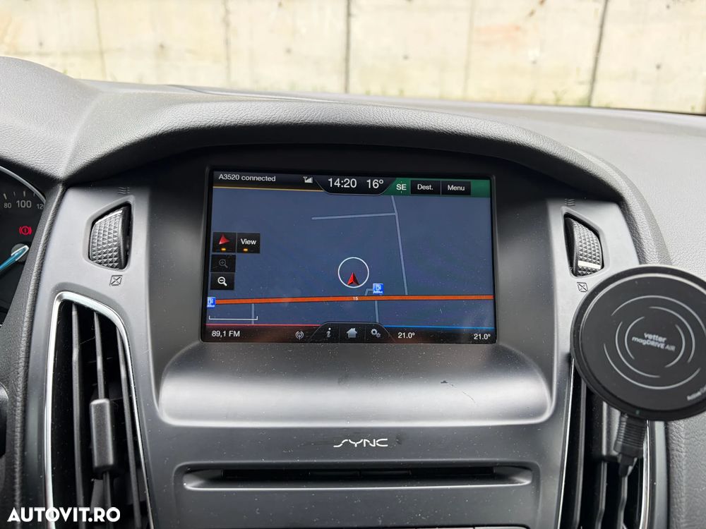 Ford Focus 1.5 EcoBoost Titanium - 8