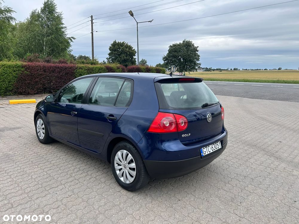 Volkswagen Golf - 4