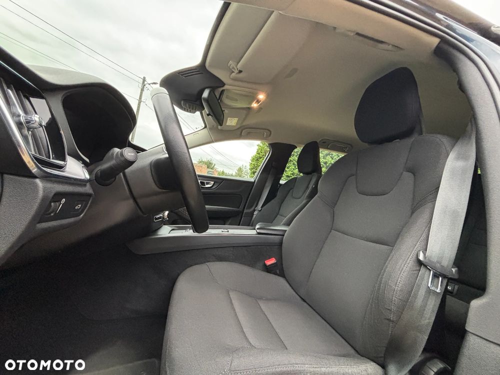 Volvo V60 B4 D Momentum - 13