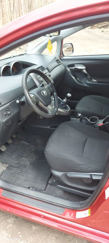 Toyota Verso 1.6 Luna - 25