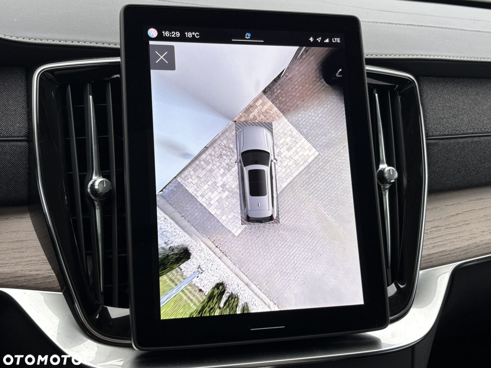 Volvo XC 90 - 21