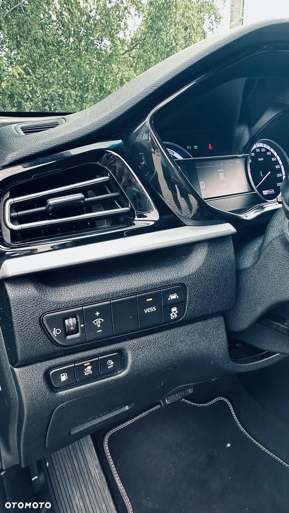 Kia Niro 1.6 GDI Plug-in Hybrid L - 14