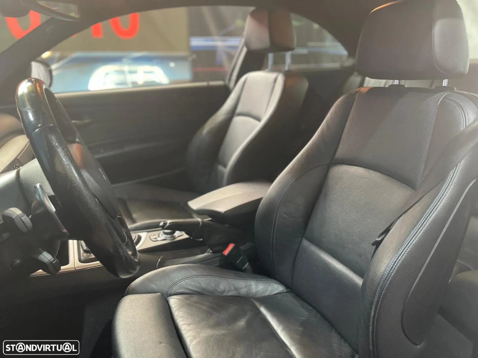 BMW 123 d Coupe Aut. Limited Edition Lifestyle c/ M Sport Pack - 34