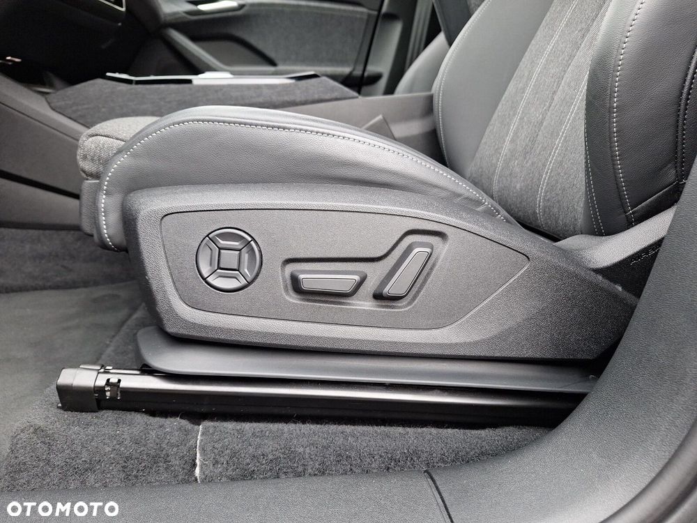 Audi Q6 e-tron - 24
