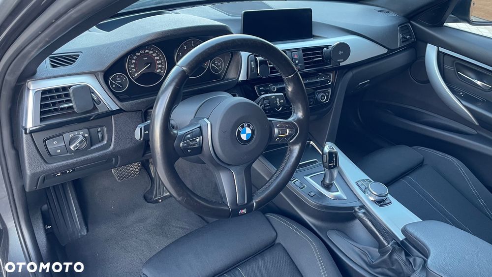 BMW Seria 3 320d Sport Line - 27