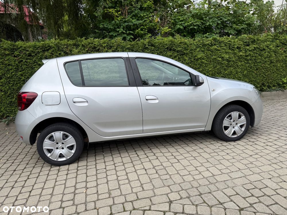 Dacia Sandero - 5
