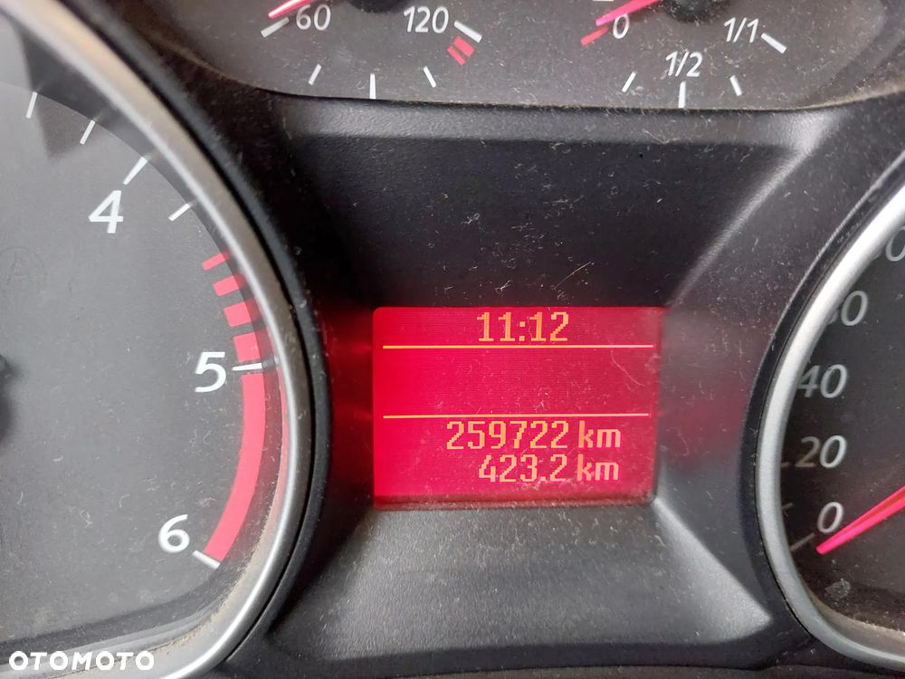 Ford Mondeo 1.8 TDCi Trend - 20