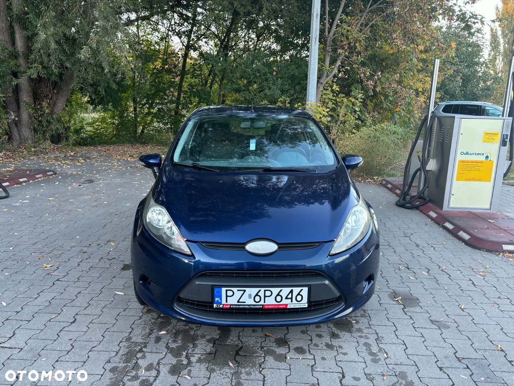 Ford Fiesta 2010 photo 4