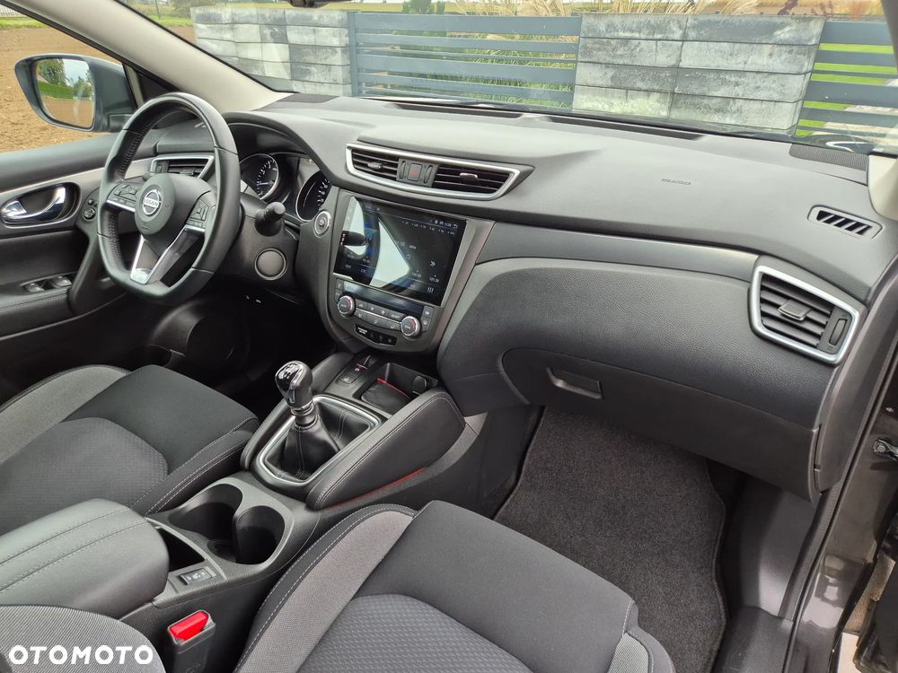 Nissan Qashqai 1.3 DIG-T N-CONNECTA - 16