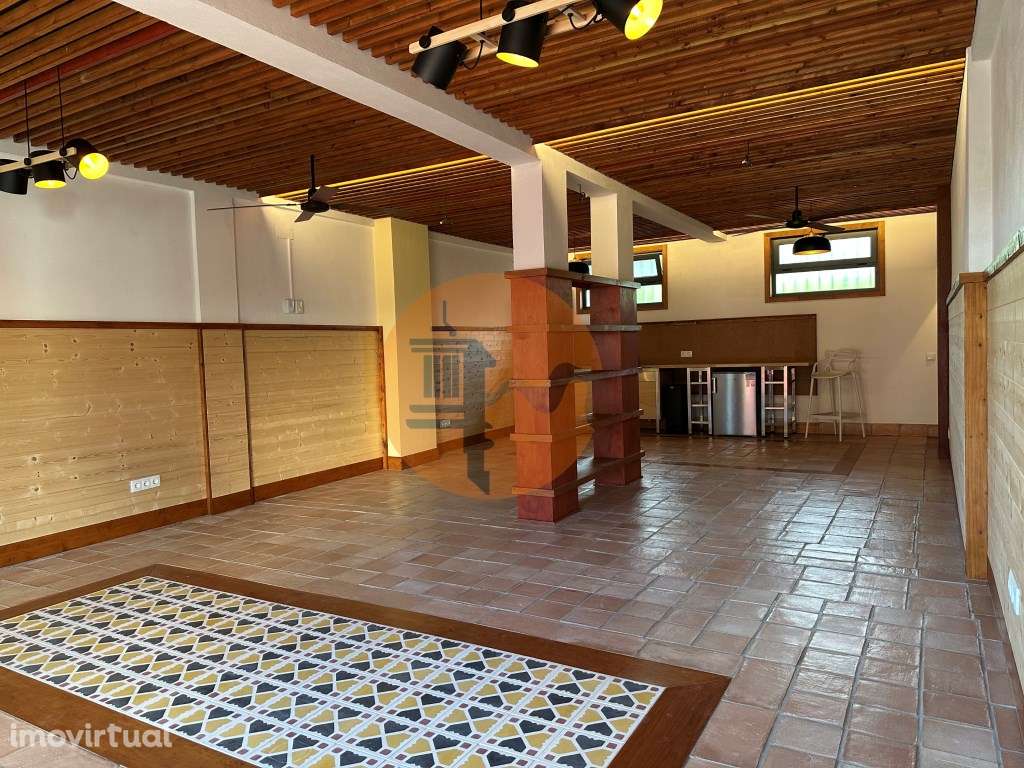 Charmoso espaço comercial/Loja na Fuseta - Grande imagem: 5/31