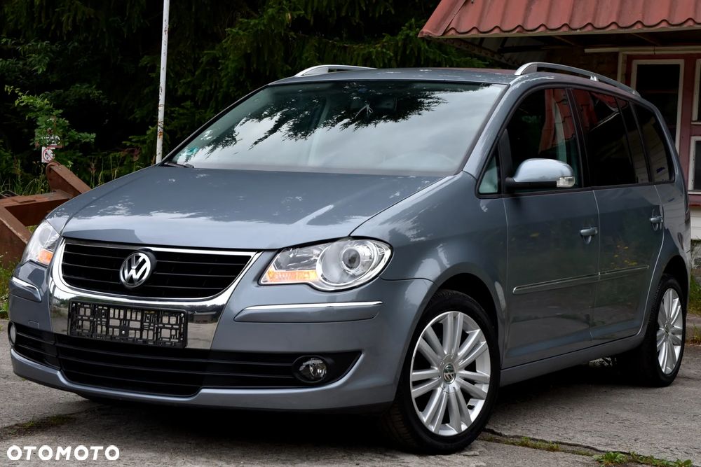 Volkswagen Touran 1.4 TSI DSG Conceptline - 9