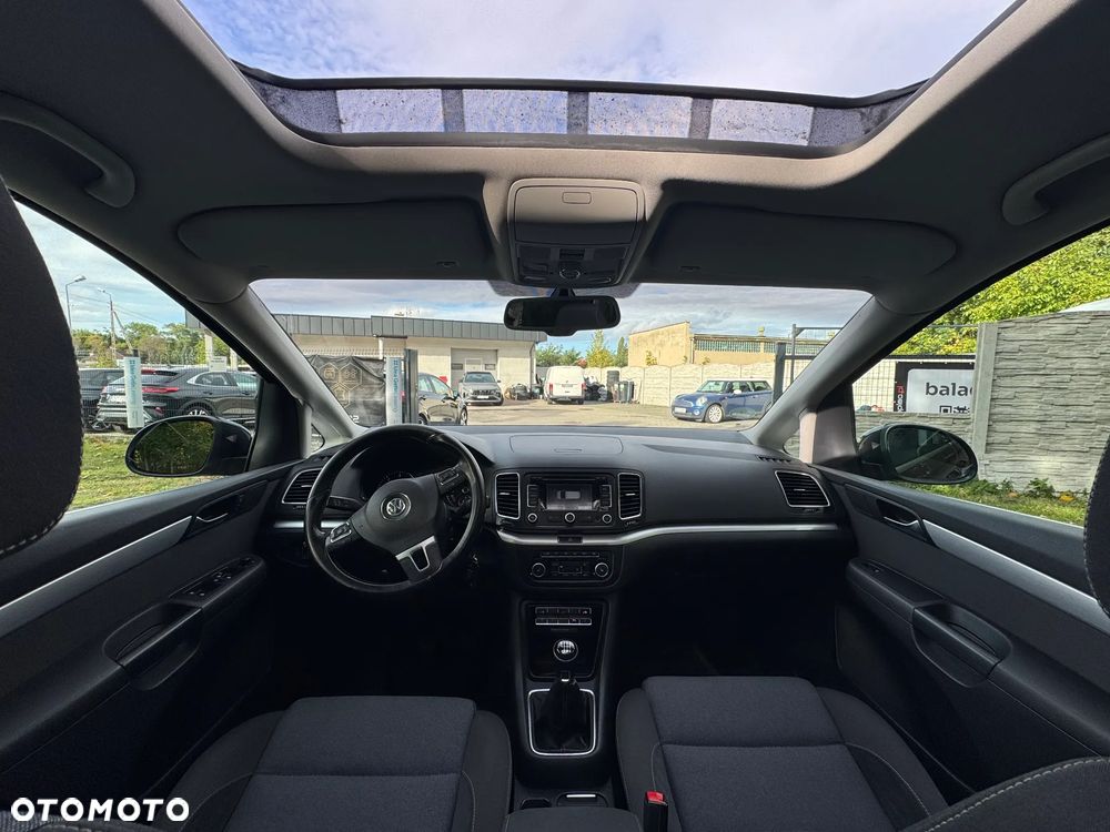 Volkswagen Sharan - 20