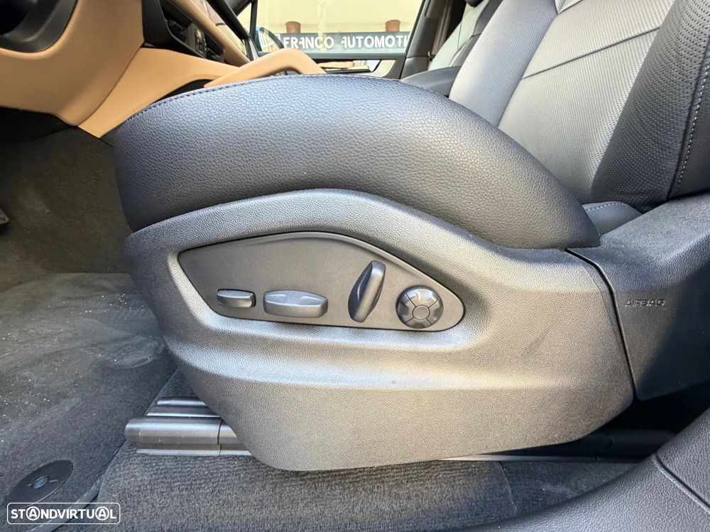 Porsche Cayenne - 11