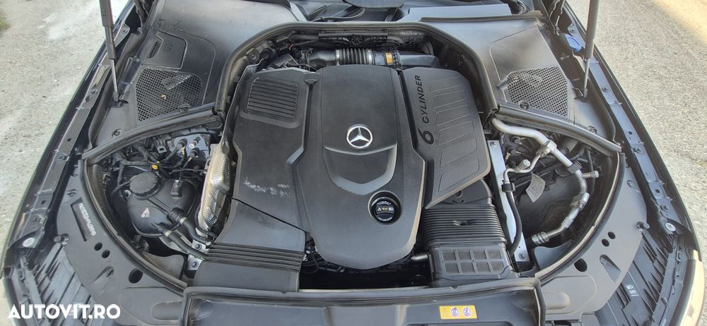 Mercedes-Benz S - 32