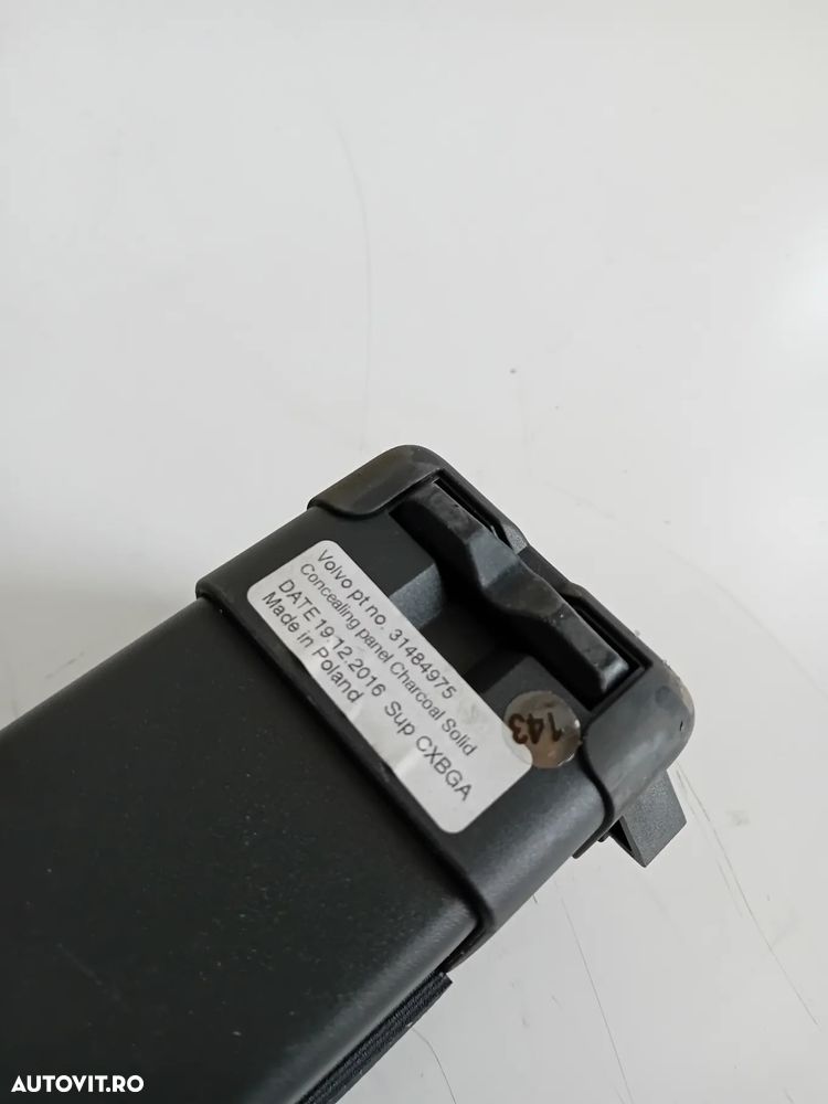 Rulou Portbagaj Volvo V90 2016–2020 OEM 31484975 - 7