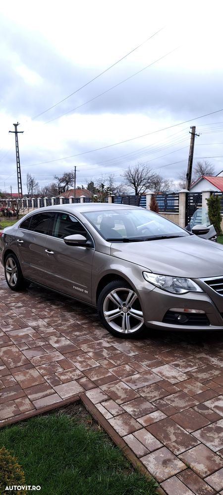 Volkswagen Passat CC 2.0 Blue TDI - 10