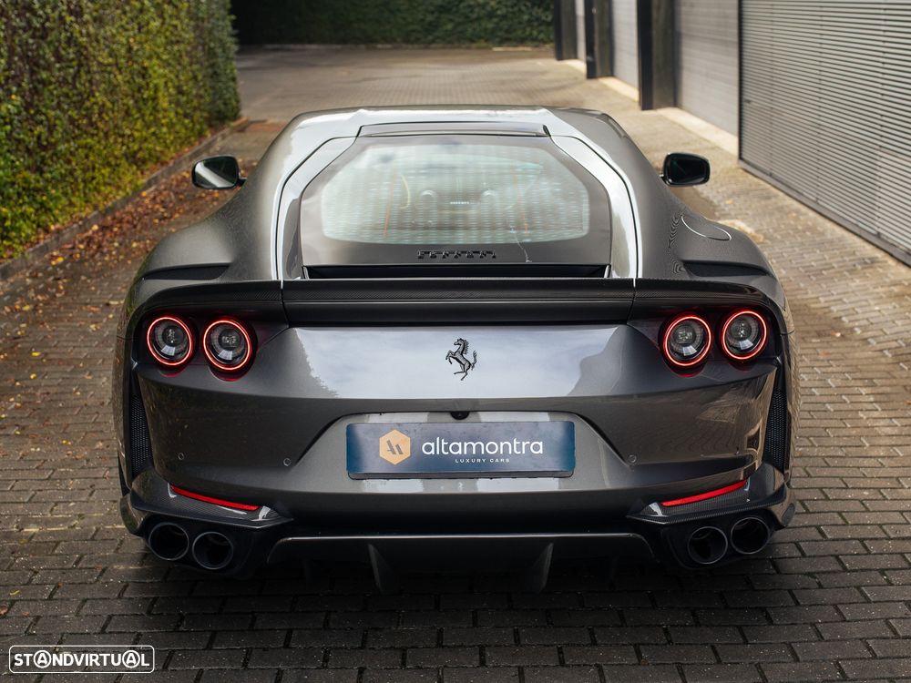 Ferrari 812 Superfast Standard - 16