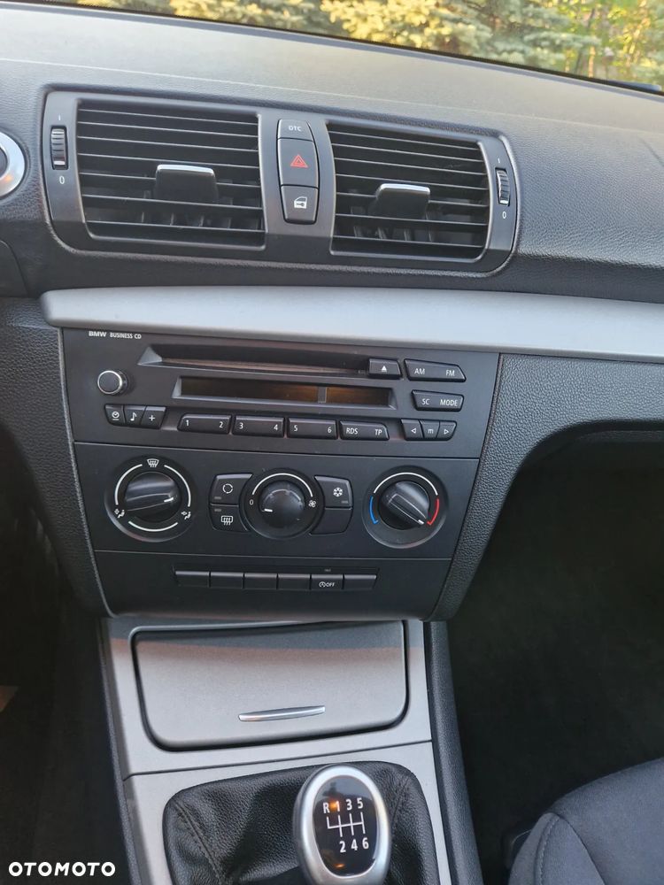BMW Seria 1 116i - 20